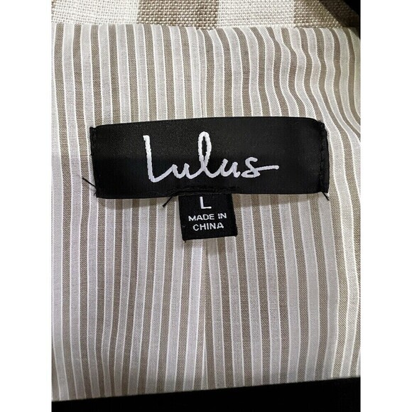 Lulu’s Vacation Signature Taupe and Ivory Striped Belted Moto Jacket Large - Picture 9 of 16